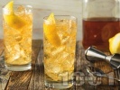 ������� ������� Lynchburg Lemonade � ����� Jack Daniels � ������ Triple Sec